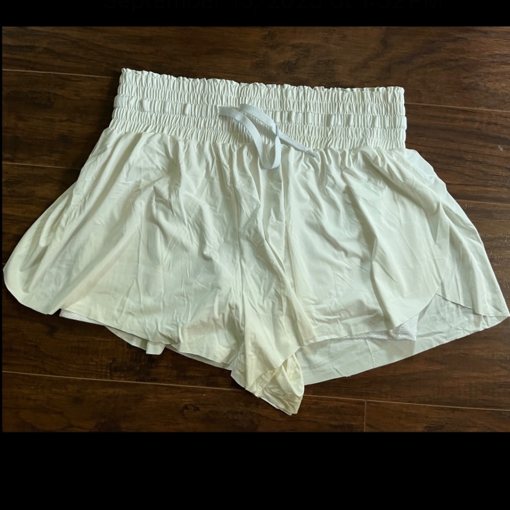 White IUGA High Waist Flowy Shorts with Pockets